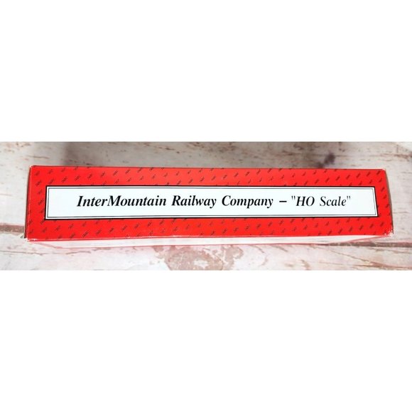 Vintage Inter Mountain Railway Company HO Scale Canadian Pacific Model Train - Picture 7 of 14